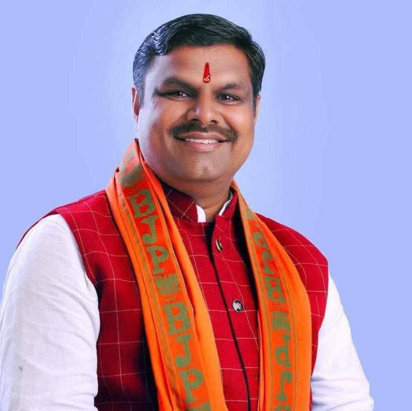 आश्रम पोटाकेबिनों में बच्चों के सर्वांगीण विकास का रोडमैप तैयार, शिक्षा मंत्री ने कहा बच्चों को दें अपनेपन और संस्कारों की छांव